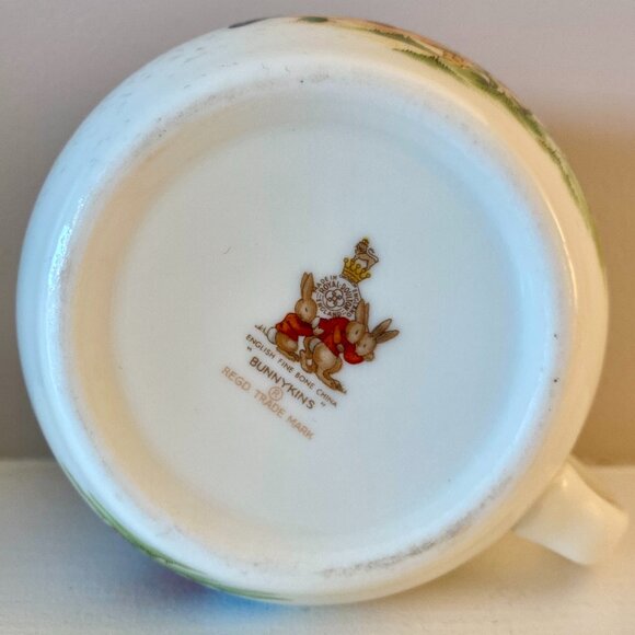 Royal Doulton Bunnykins Vintage Mug - Picture 4 of 4